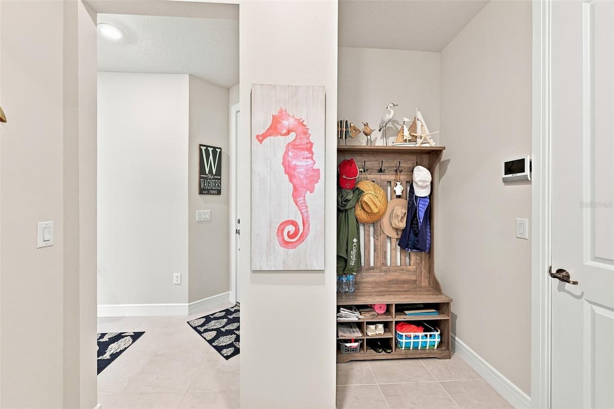 10208 COASTAL SHORES DRIVE — photo 38 of 79