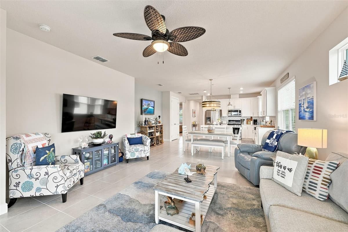10208 COASTAL SHORES DRIVE — photo 11 of 79