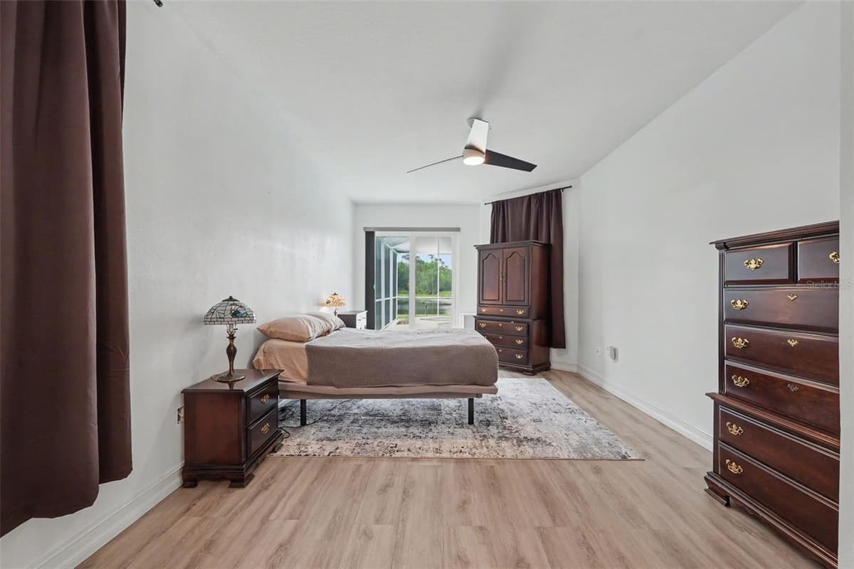 12507 ROYAL DUBLIN AVENUE — photo 18 of 47