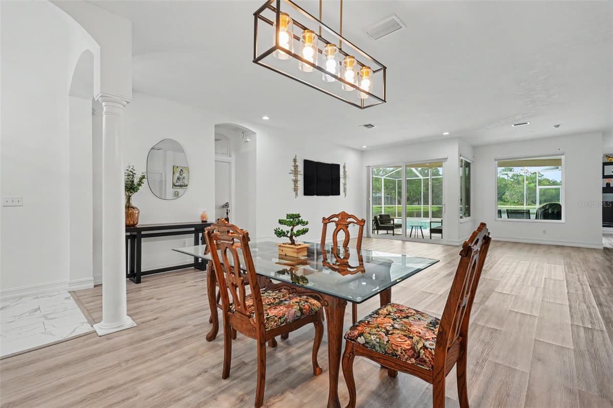 12507 ROYAL DUBLIN AVENUE — photo 5 of 47