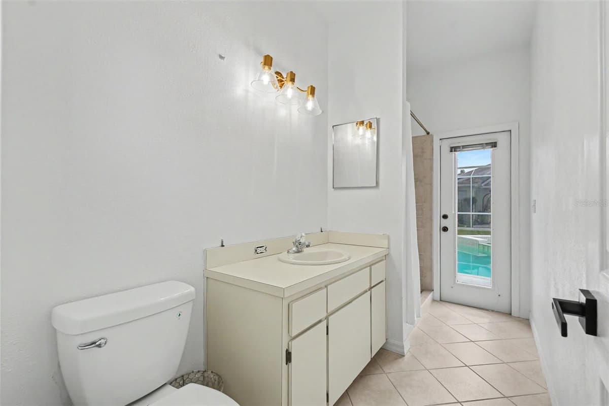 12507 ROYAL DUBLIN AVENUE — photo 30 of 47