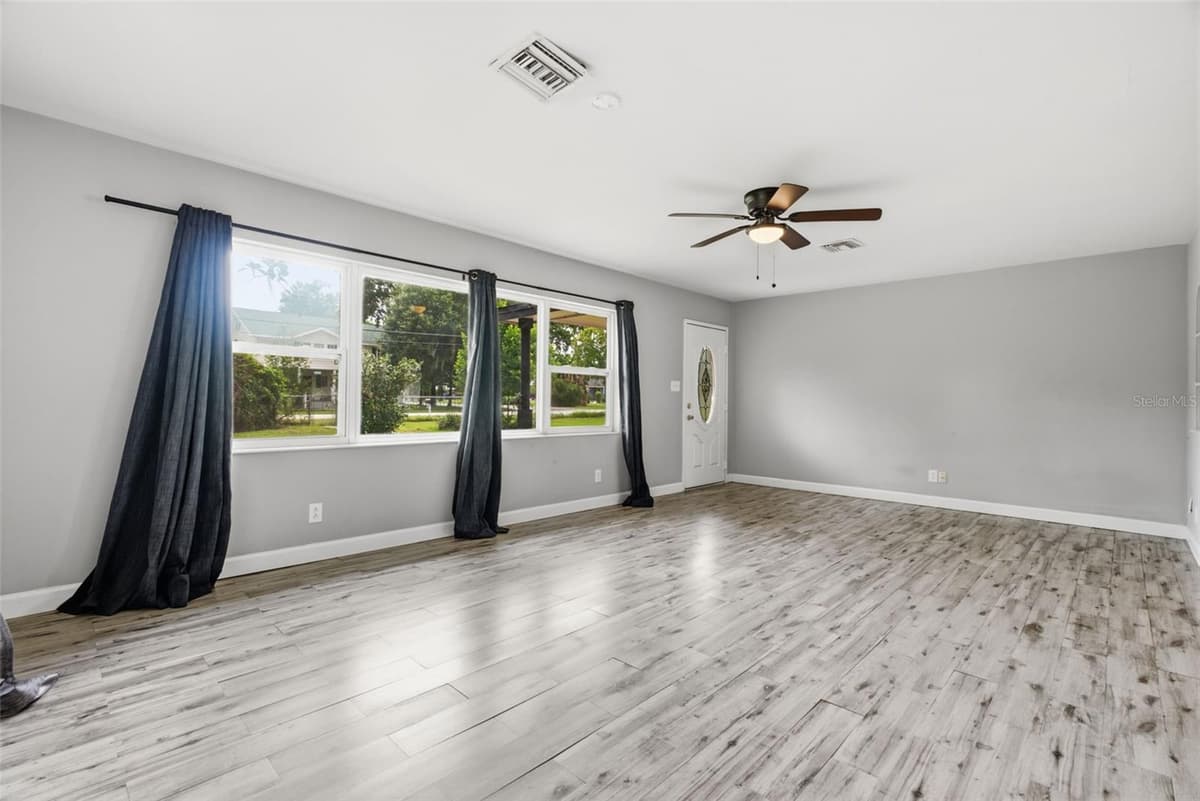 625 LIMONA ROAD — photo 10 of 44
