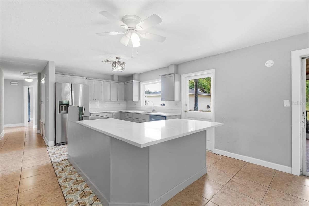 625 LIMONA ROAD — photo 15 of 44