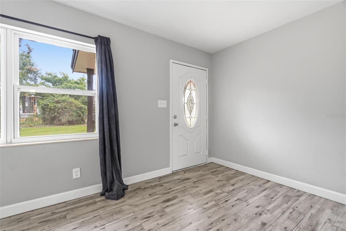 625 LIMONA ROAD — photo 6 of 44