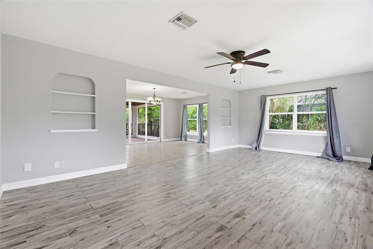 625 LIMONA ROAD — photo 8 of 44