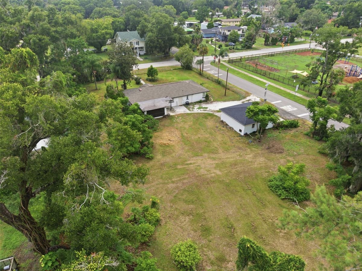 625 LIMONA ROAD — photo 40 of 44