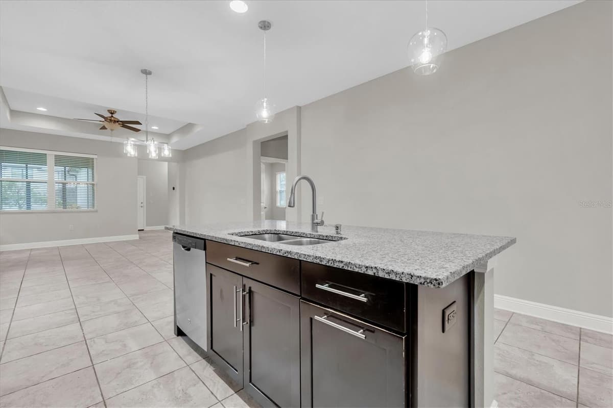3343 HEART PINE AVENUE — photo 12 of 64