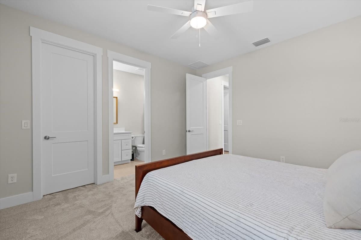 8086 CLYDE CIRCLE — photo 24 of 40