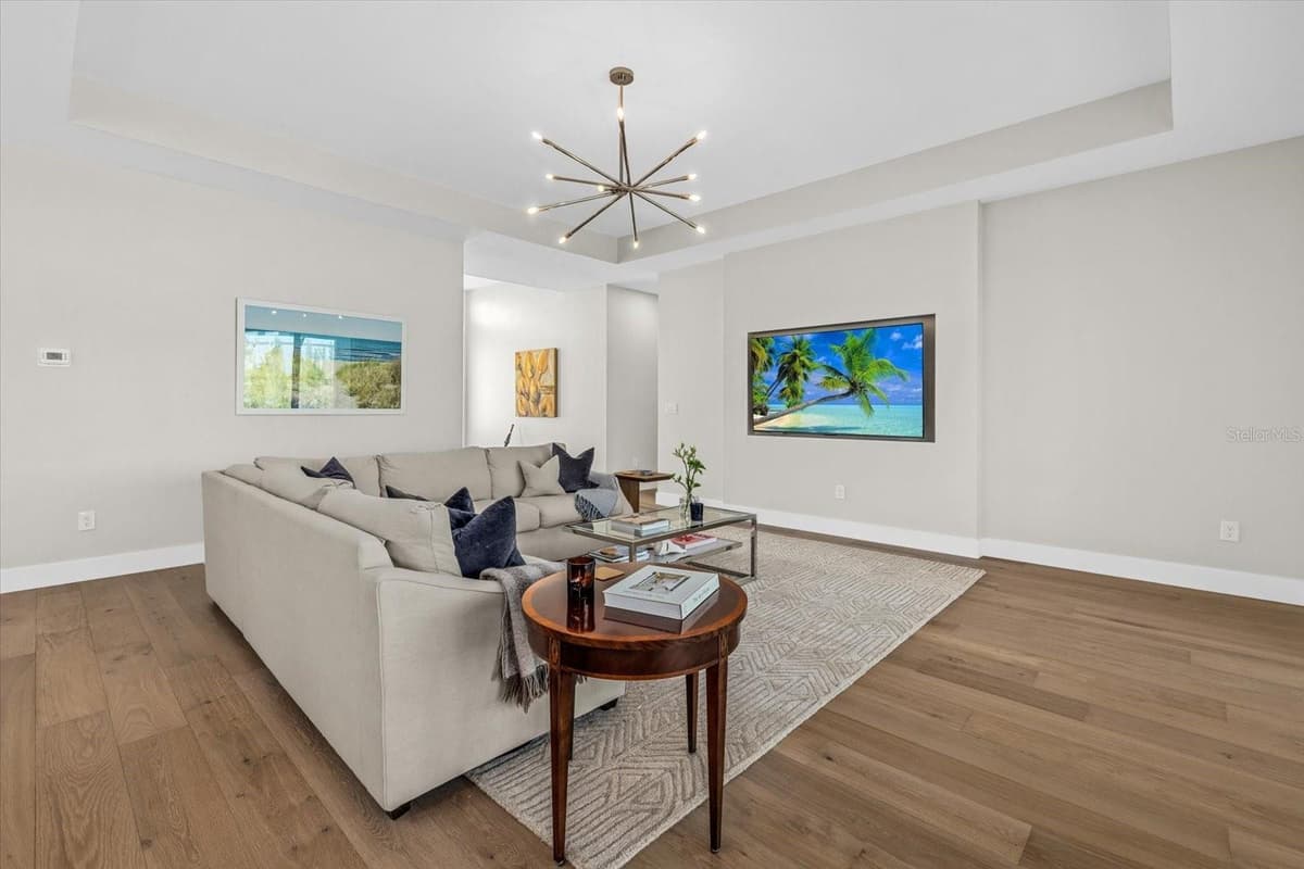 8086 CLYDE CIRCLE — photo 6 of 40