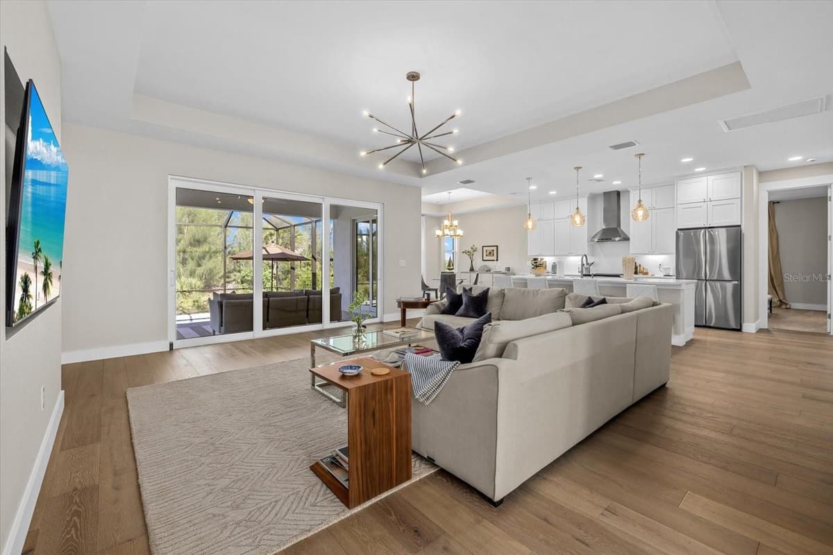 8086 CLYDE CIRCLE — photo 4 of 40