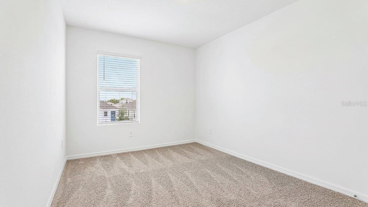 6064 NAVONA WAY — photo 32 of 35