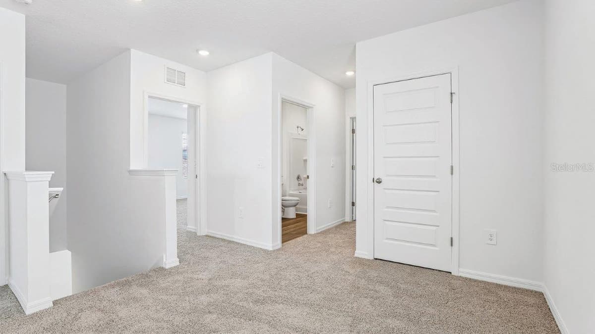 6064 NAVONA WAY — photo 16 of 35