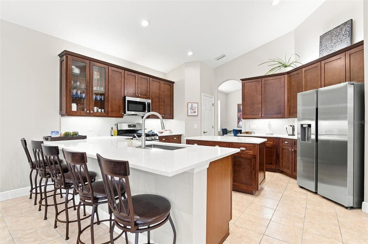 235 DAHLIA COURT — photo 15 of 44