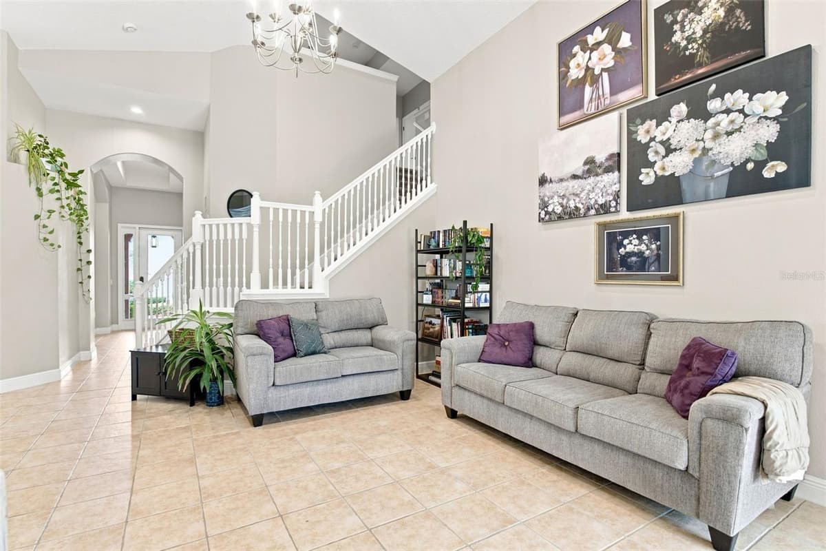 235 DAHLIA COURT — photo 10 of 44