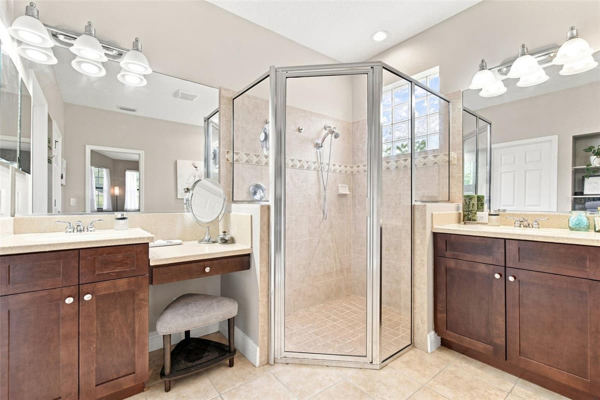 235 DAHLIA COURT — photo 22 of 44