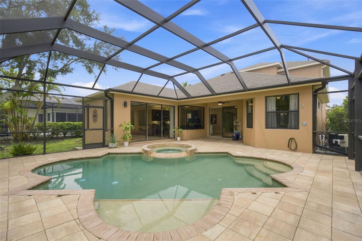 235 DAHLIA COURT — photo 4 of 44