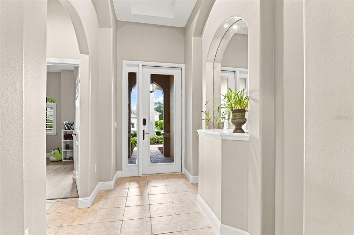 235 DAHLIA COURT — photo 6 of 44