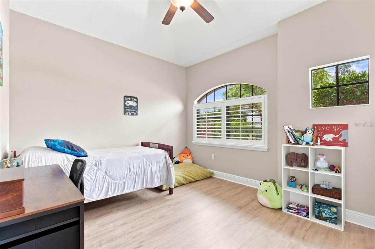 235 DAHLIA COURT — photo 26 of 44