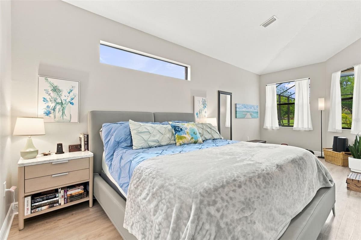 235 DAHLIA COURT — photo 19 of 44