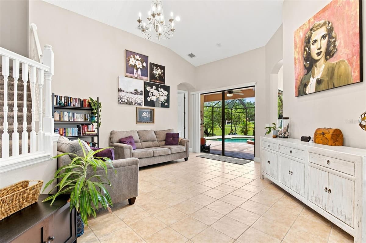 235 DAHLIA COURT — photo 8 of 44