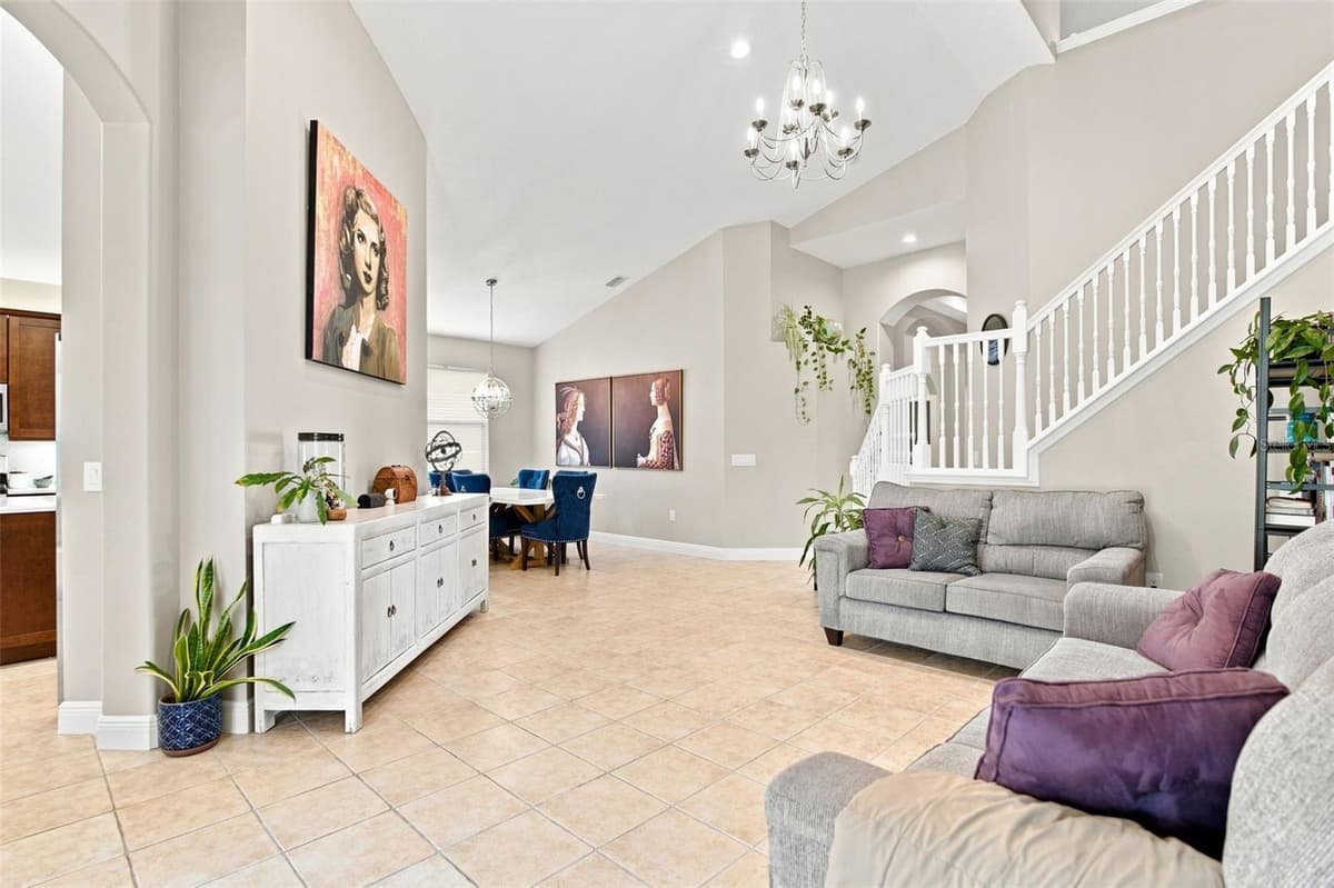 235 DAHLIA COURT — photo 9 of 44