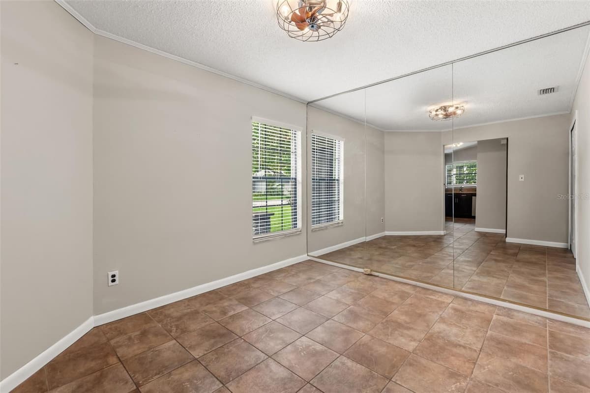 1275 BRIDLEBROOK DRIVE — photo 25 of 34