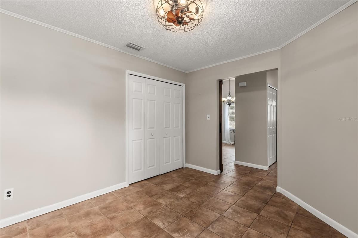 1275 BRIDLEBROOK DRIVE — photo 26 of 34