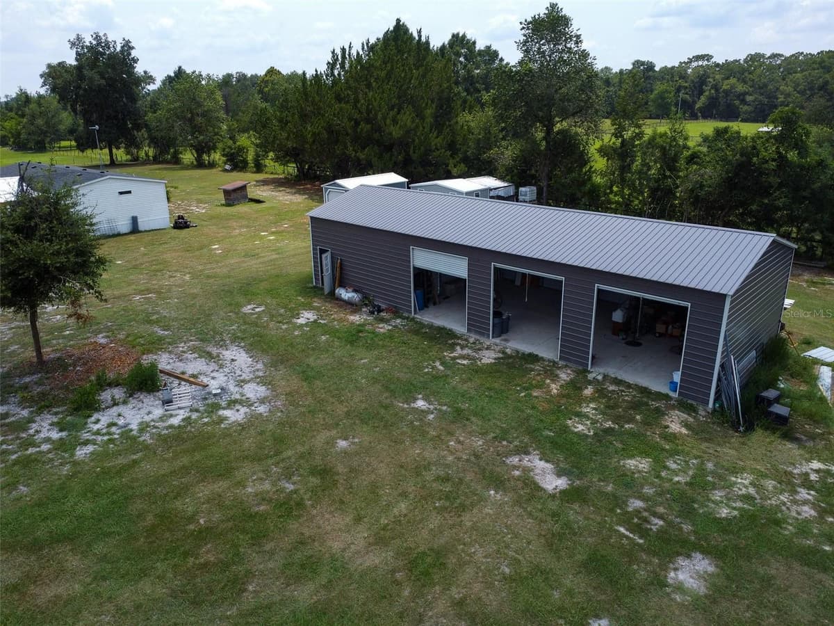 330 CHALET TERRACE — photo 31 of 38