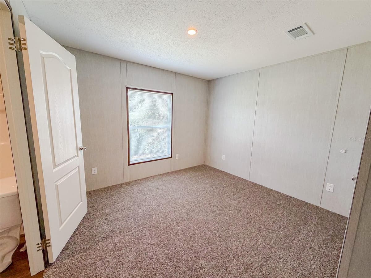 330 CHALET TERRACE — photo 15 of 38