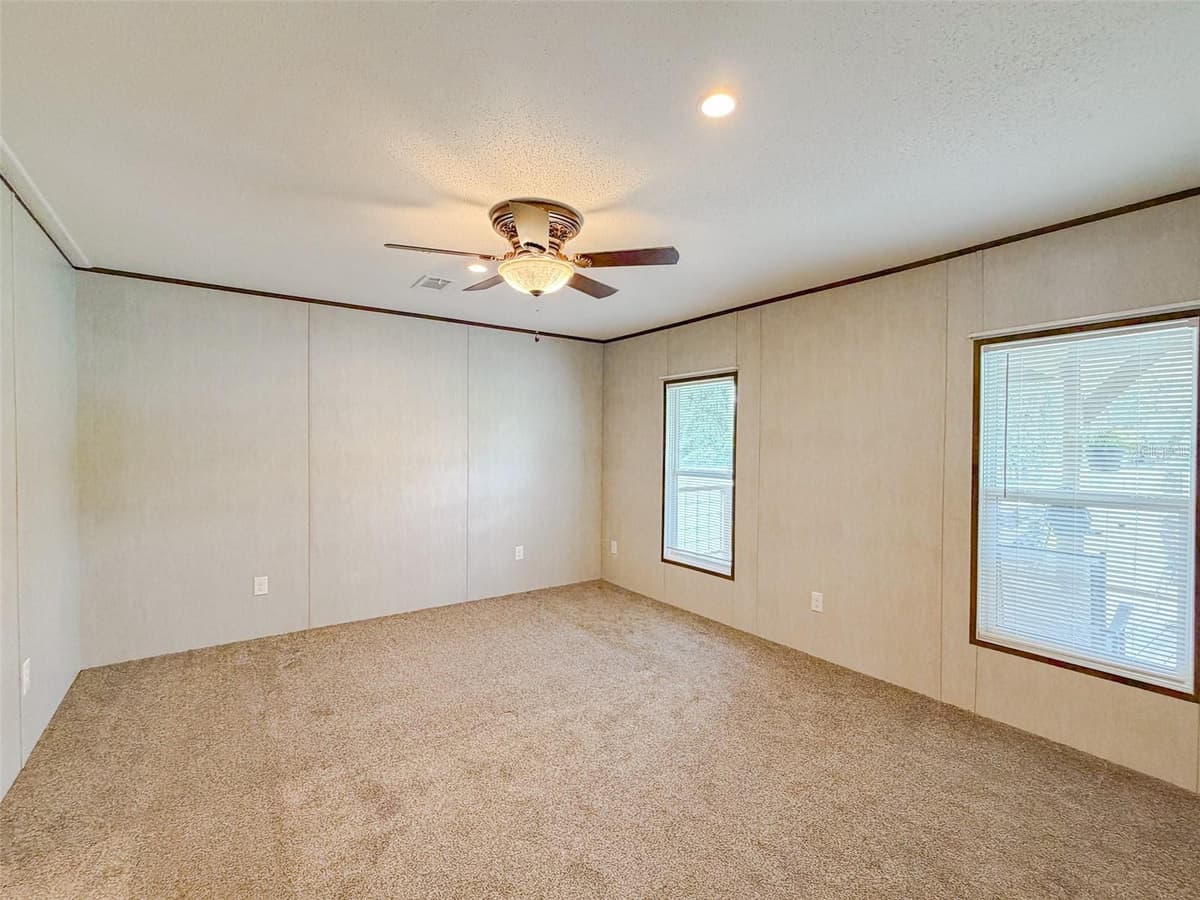 330 CHALET TERRACE — photo 9 of 38