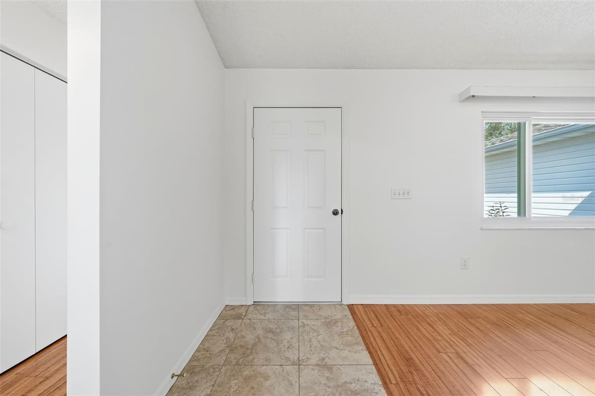 17989 106TH COURT — photo 8 of 42
