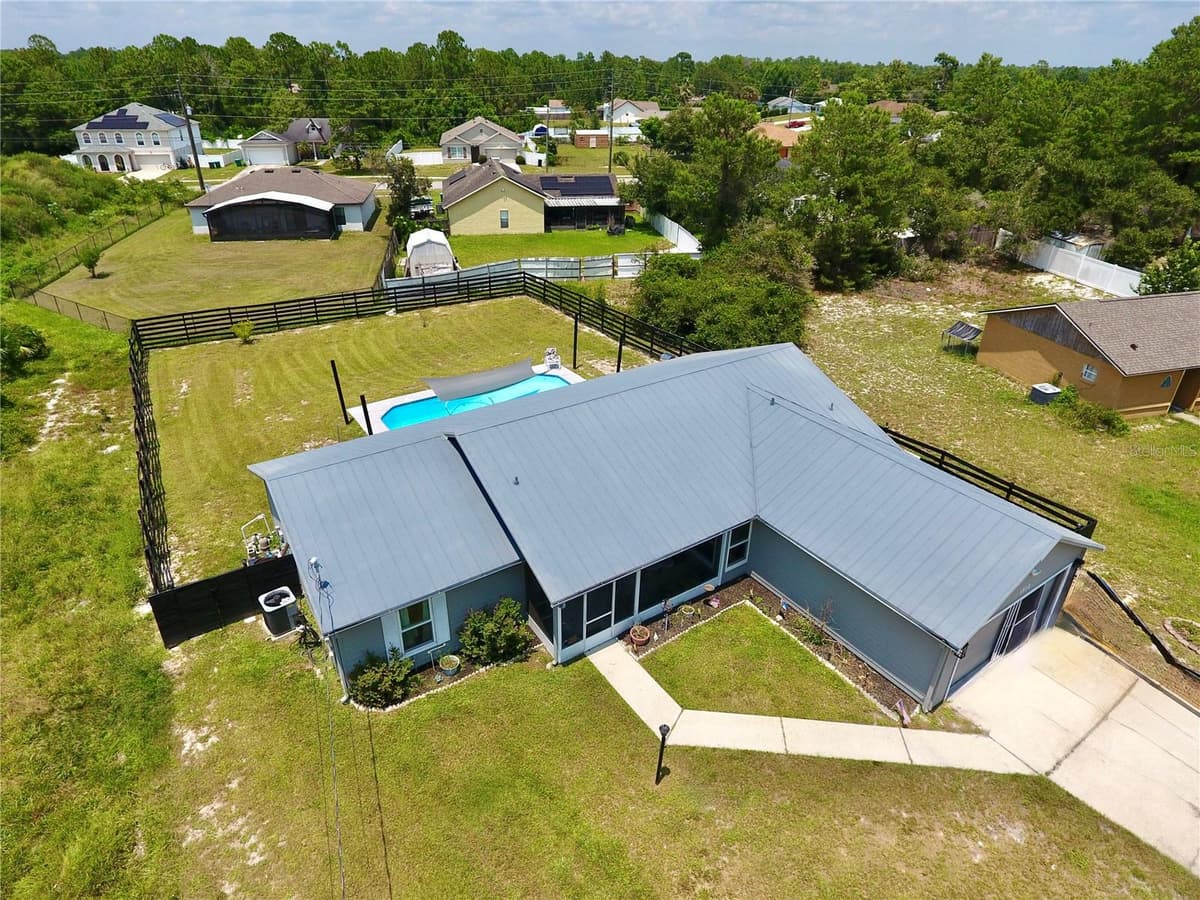1812 WHIPPLE DRIVE — photo 9 of 31