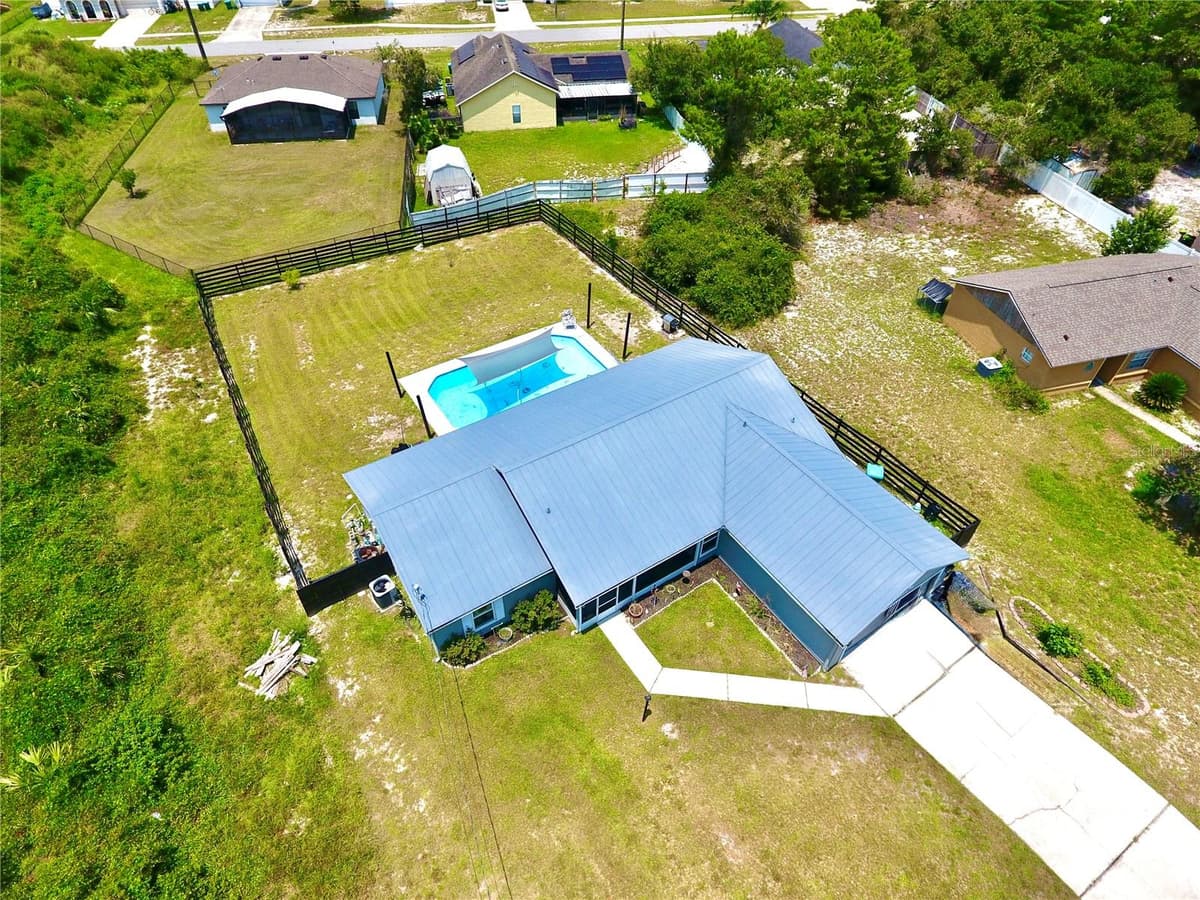 1812 WHIPPLE DRIVE — photo 6 of 31