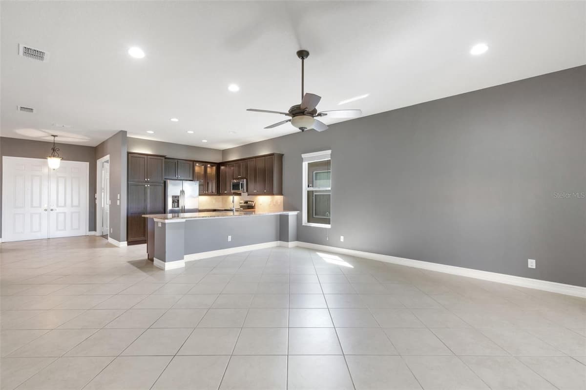 15841 COBBLE MILL DRIVE — photo 12 of 29