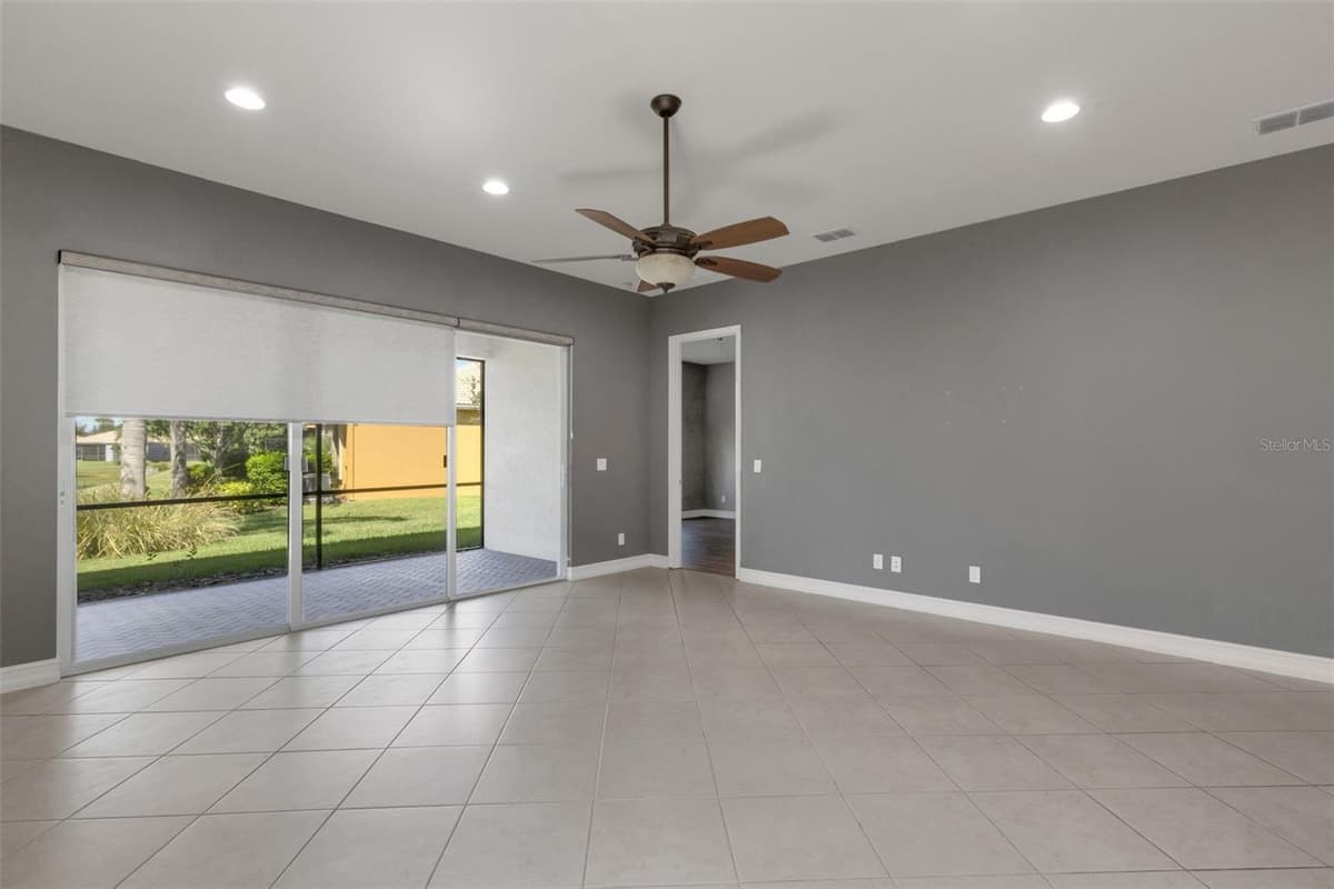 15841 COBBLE MILL DRIVE — photo 14 of 29