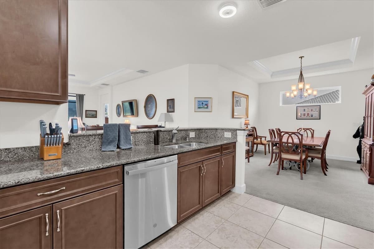 3142 FRANCOA DRIVE — photo 13 of 86