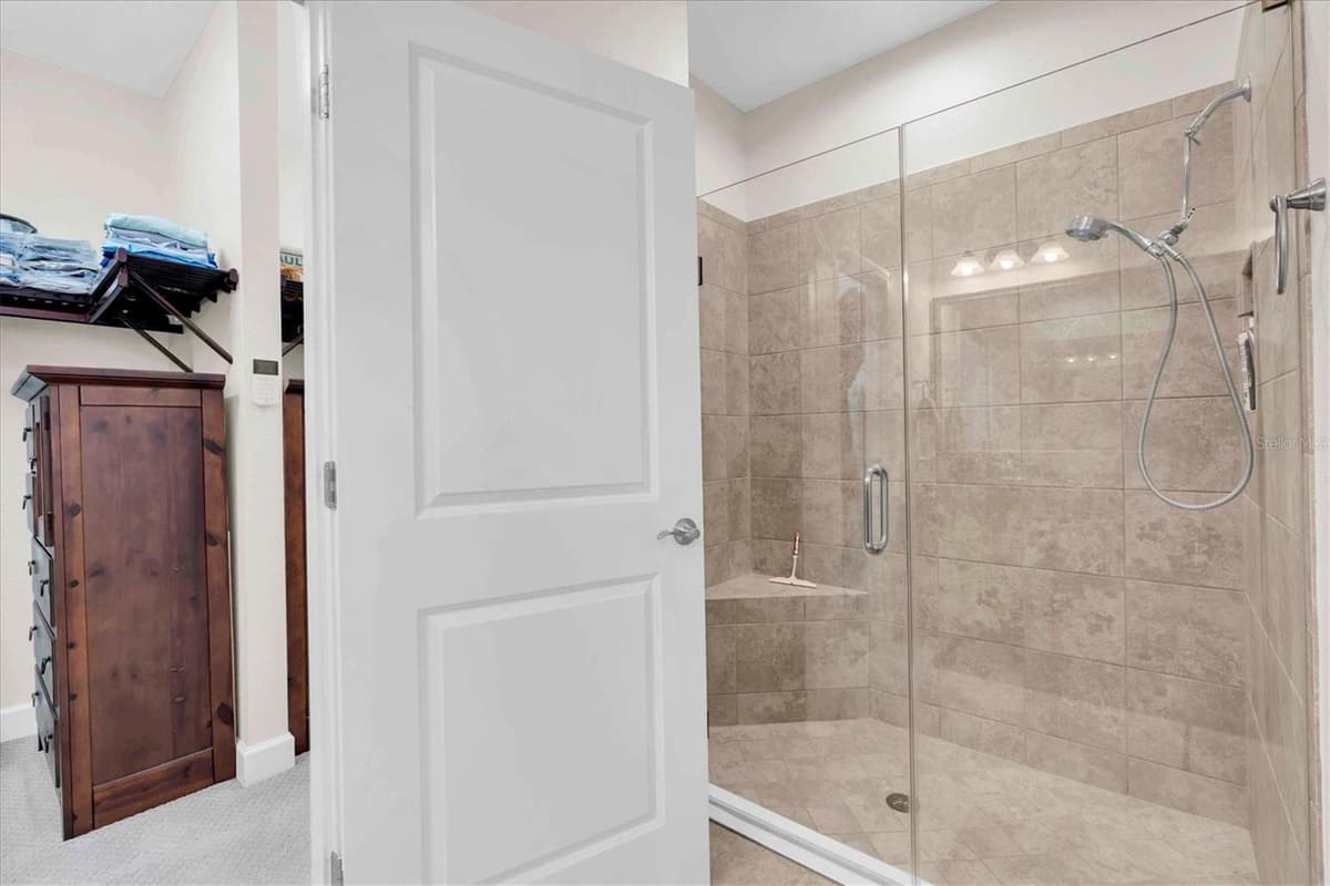 3142 FRANCOA DRIVE — photo 23 of 86