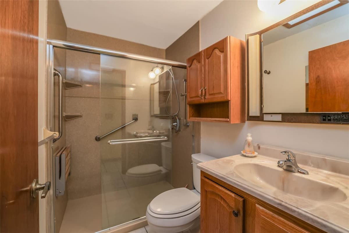 229 GEORGETOWNE BOULEVARD — photo 19 of 29
