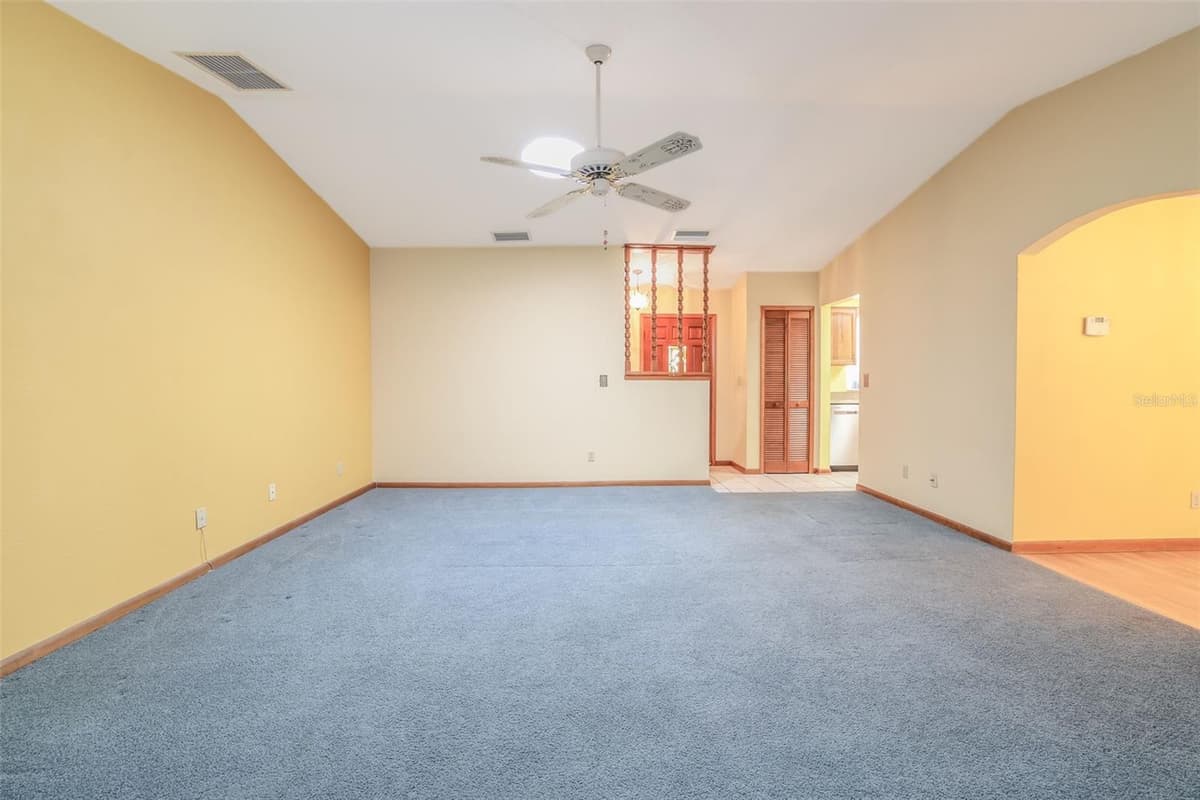 229 GEORGETOWNE BOULEVARD — photo 8 of 29