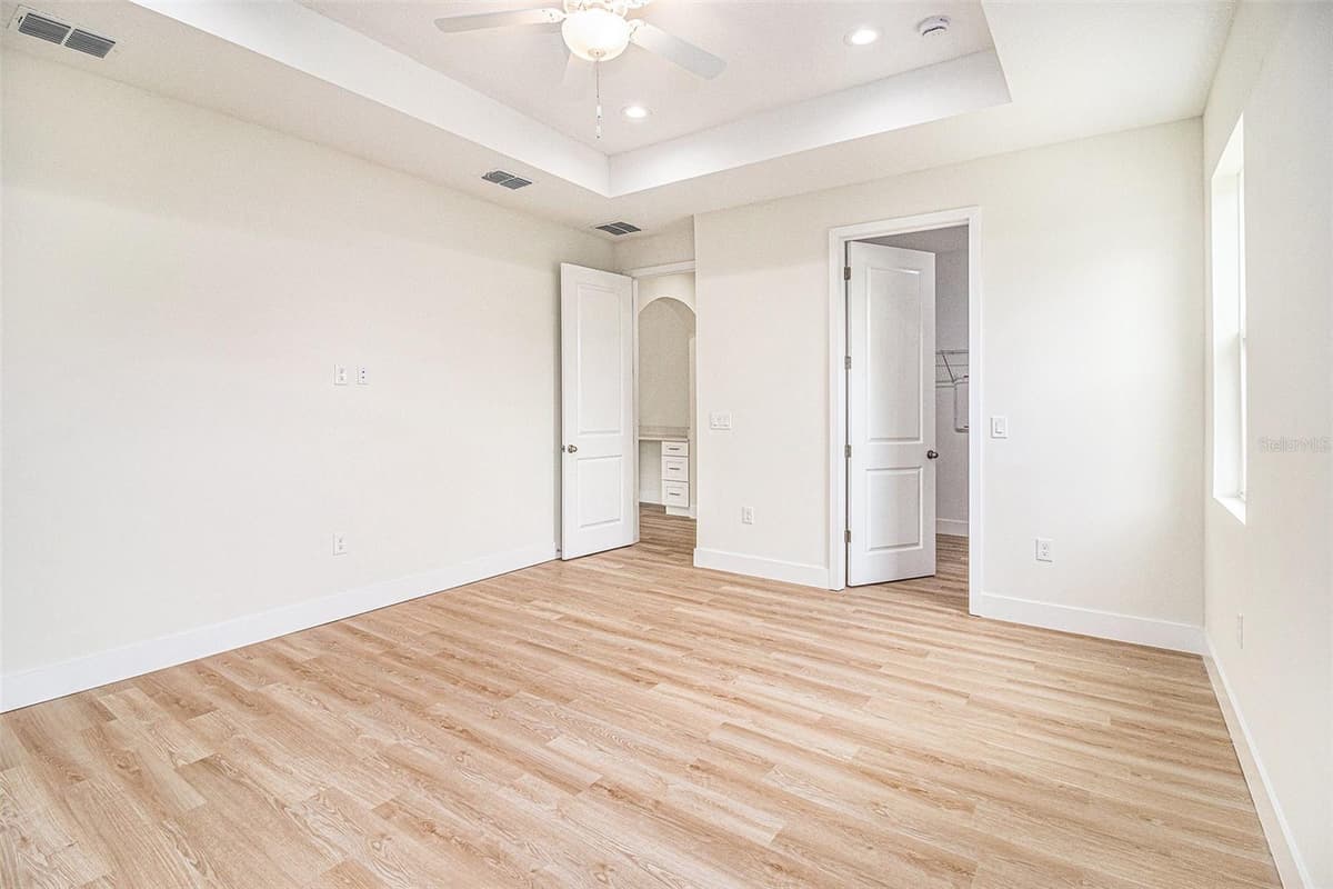 801 GELASO STREET — photo 14 of 26