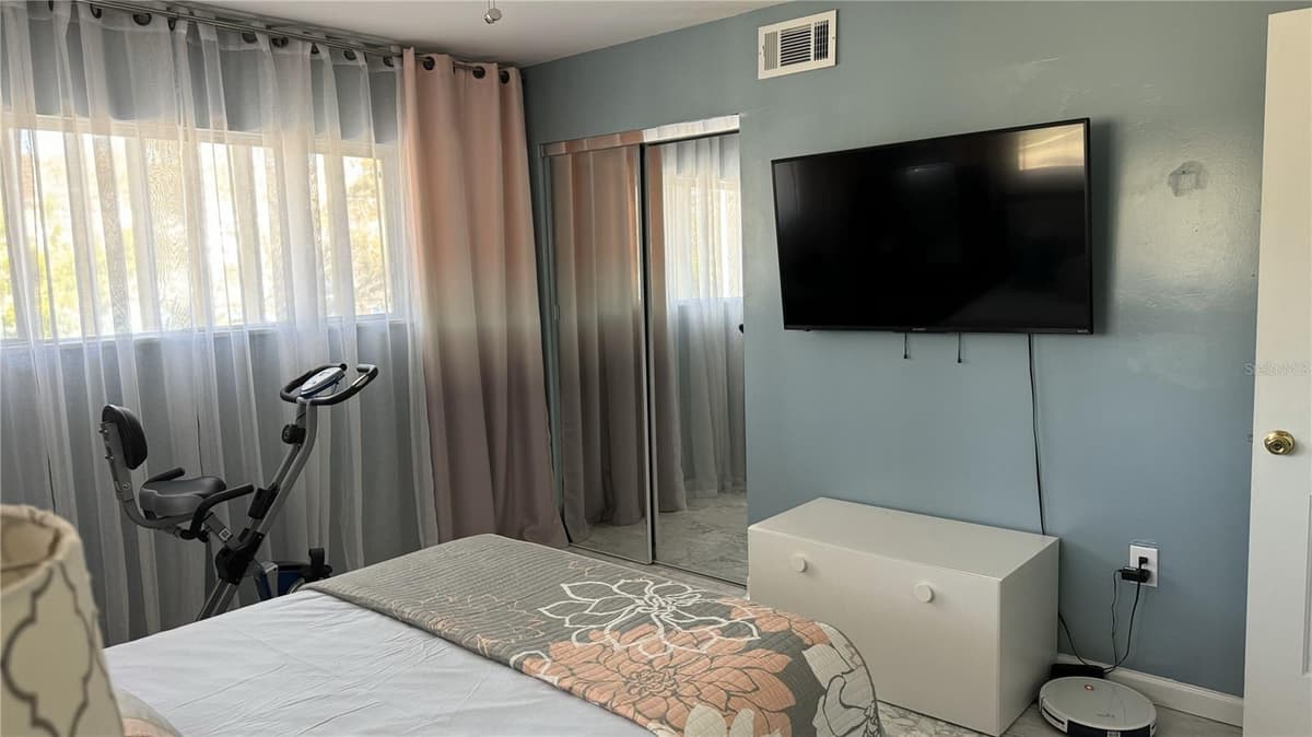 1243 MARTIN LUTHER KING JR AVENUE — photo 16 of 23
