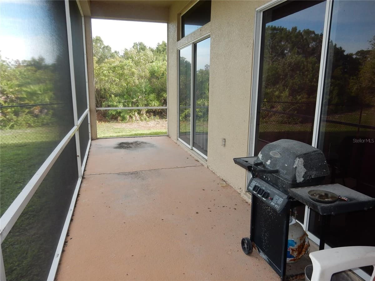8430 ACORN BOULEVARD — photo 30 of 31