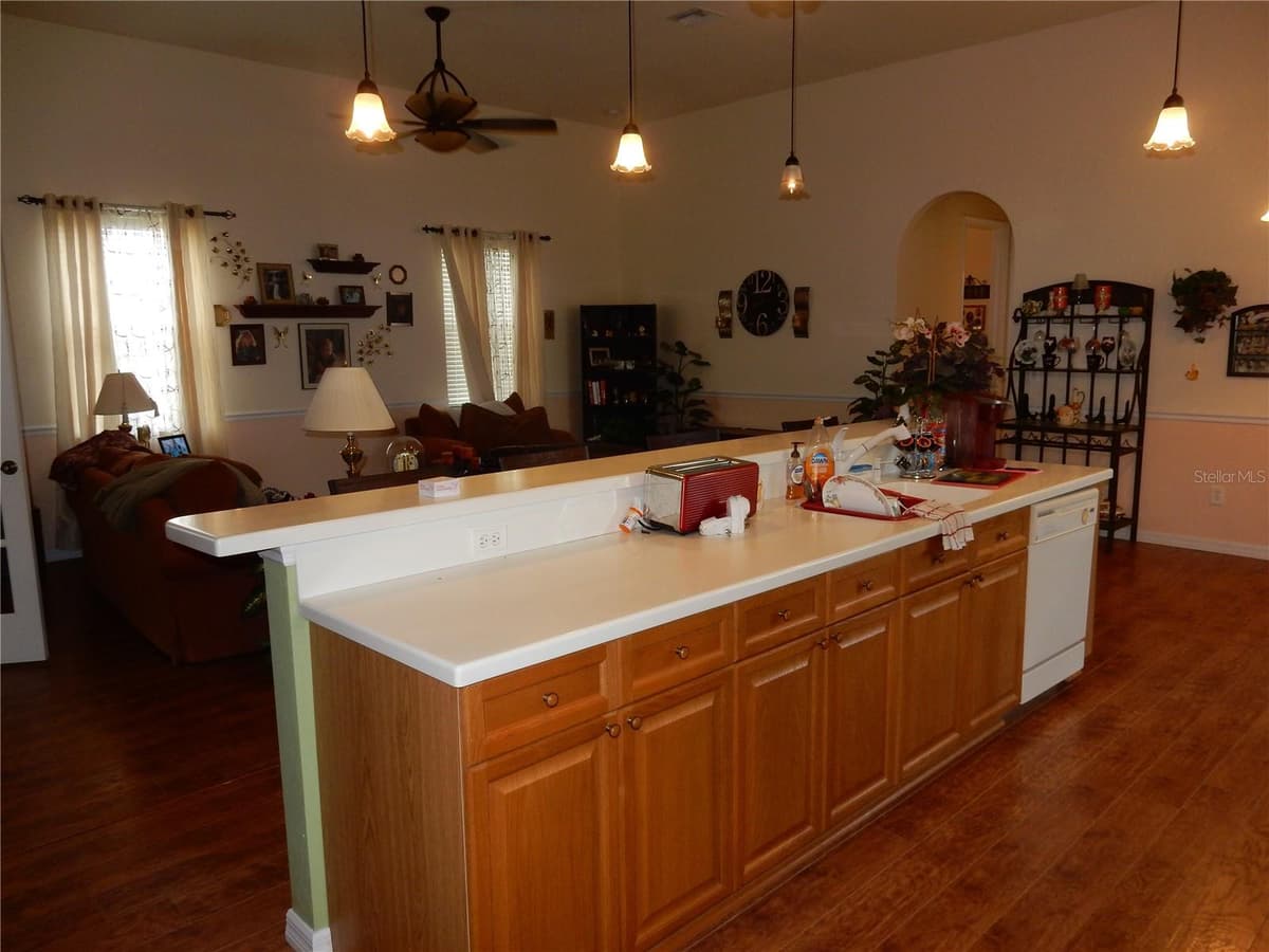 8430 ACORN BOULEVARD — photo 15 of 31