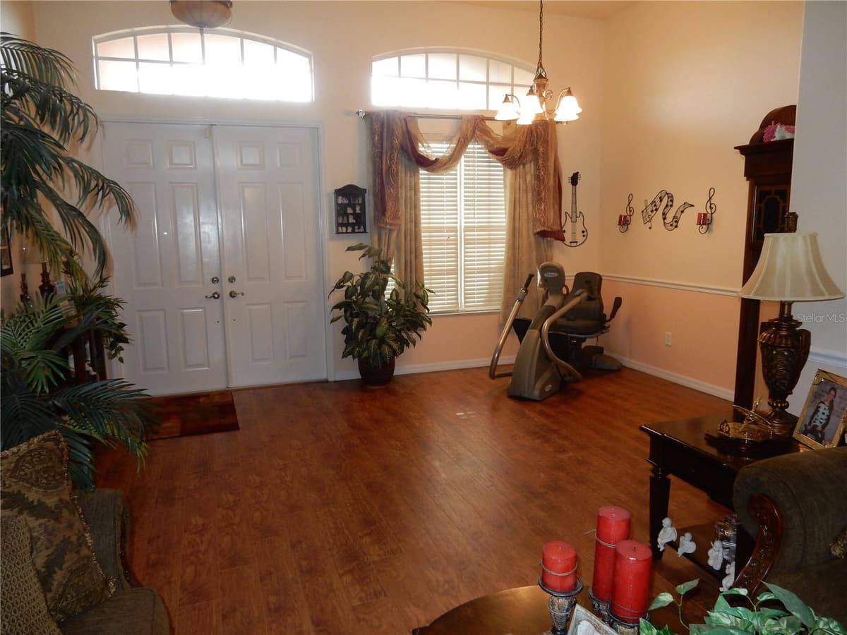 8430 ACORN BOULEVARD — photo 14 of 31