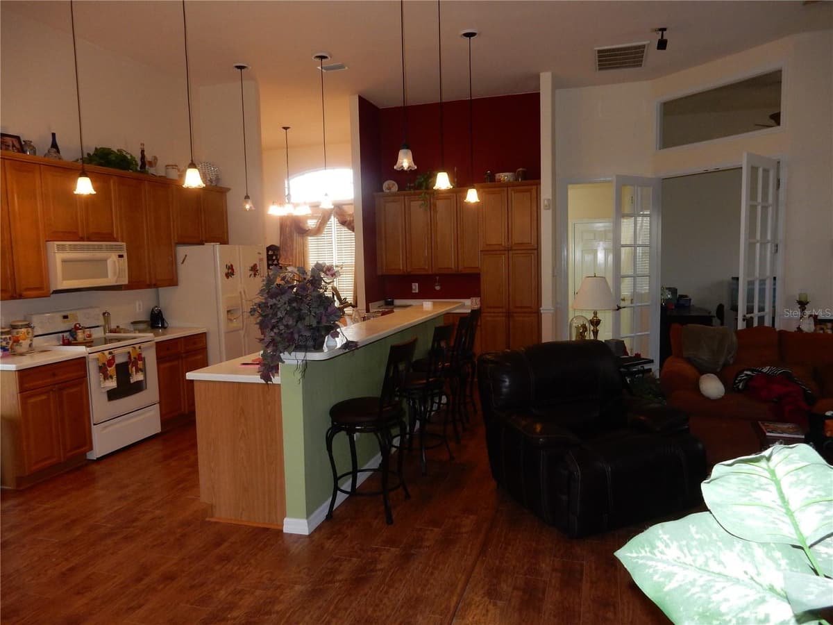 8430 ACORN BOULEVARD — photo 18 of 31