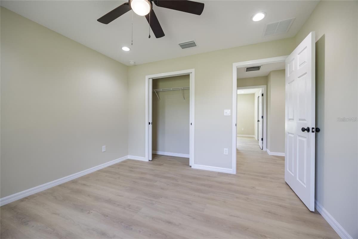 15241 COUNTRY CLUB DRIVE — photo 37 of 42