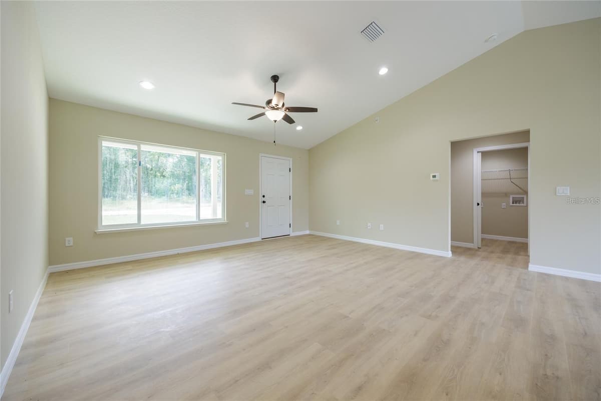 15241 COUNTRY CLUB DRIVE — photo 7 of 42