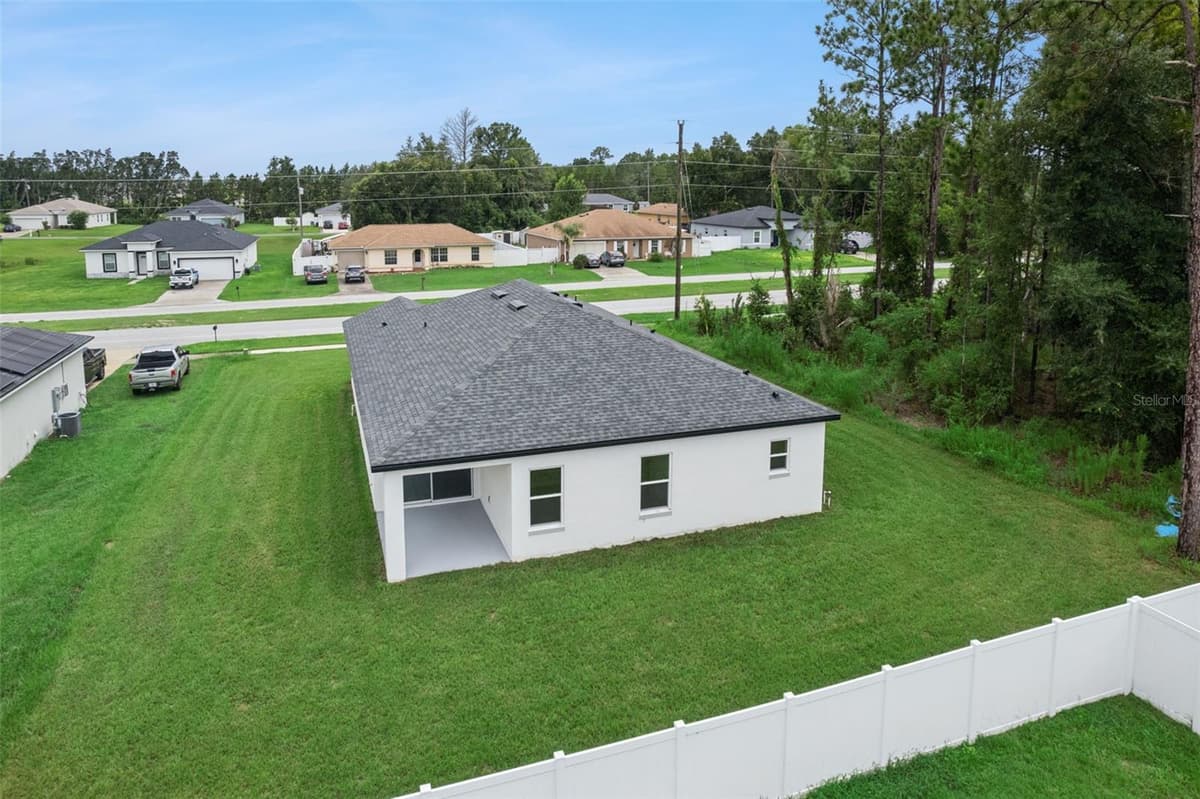 489 MARION OAKS TRAIL — photo 14 of 18
