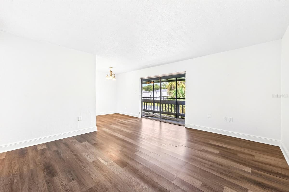 4737 TEXAS AVENUE — photo 5 of 22