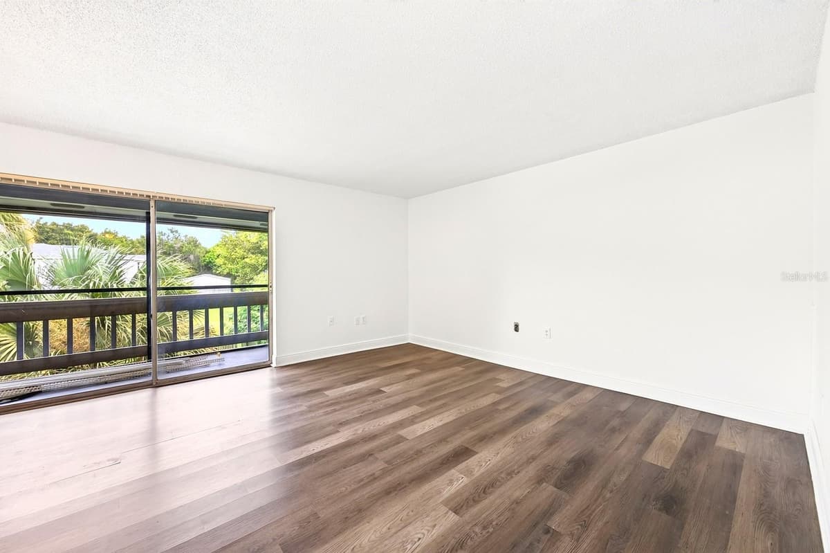 4737 TEXAS AVENUE — photo 4 of 22